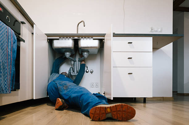 Professional Plumbing technician working in Valparaiso, IN